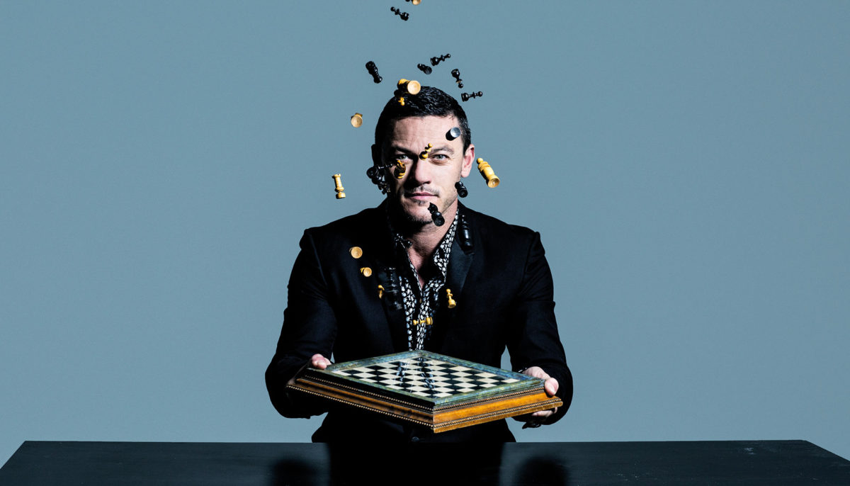 LUKE EVANS